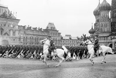 Парад Победы 1945 года | СКУНБ им. Лермонтова