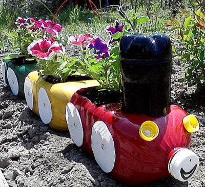 Фигуры из пластиковых бутылок для сада: для детского сада и детской площадки