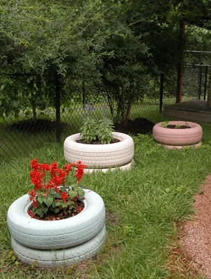 Утилизируем покрышки красиво: интересные поделки для сада и огорода |  Идеальный огород | Дзен