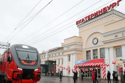 Обзор на все поезда между Москвой и Петербургом