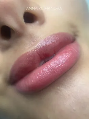 Татуаж губ на фото: улучшает форму и симметрию губ