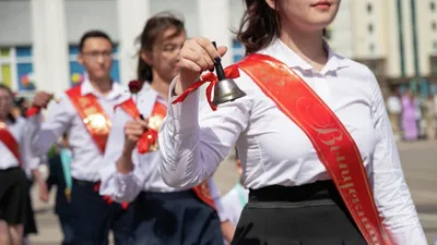 Печать вафельной (рисовой) или сахарной картинки на торт, капкейки на последний  звонок, 1 сентября, день учителя (ID#958431680), цена: 45 ₴, купить на  Prom.ua