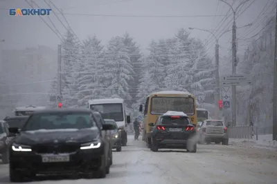 Автоэксперты объяснили нюансы въезда на круг по новым ПДД | 02.03.2023 |  Серпухов - БезФормата