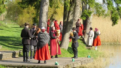 Просыпайся, скоро лето! В Вергале разбудили пруд (ФОТО, ВИДЕО) / Статья