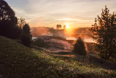 Просыпайся завтрак девочки в спальне чесали голову фото карта с  фотографиями Фон И картинка для бесплатной загрузки - Pngtree