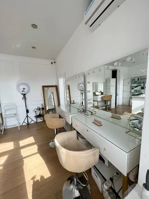 Рабочее место визажиста, макияжный стол, туалетный столик. (ID#1418658507),  цена: 11000 ₴, купить на Prom.ua
