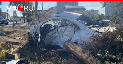 В Волгограде два человека разбились насмерть в страшной аварии - 1 октября  2023 - v1.ru