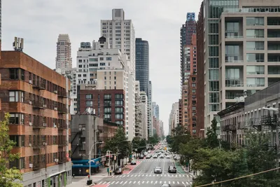 Показываю реальные фото улиц Нью-Йорка. Что можно увидеть если свернуть с  главных улиц города. Мусор и бездомные? | ГДЕ НАМ ЖИТЬ | Дзен