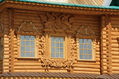 Домовая резьба, искусство украшения деревянного дома | Скиф производство  фрез