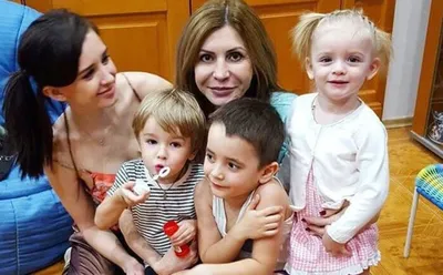 Рита Агибалова с семьей (17 марта)
