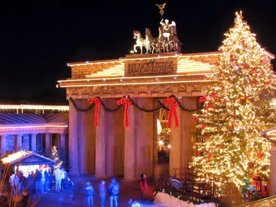 Goslar улицы на рождество В германии. Редакционное Фото - изображение  насчитывающей откройте, цветасто: 174327771
