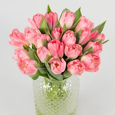 Корпоративный букет розовые тюльпаны | доставка по Москве и области