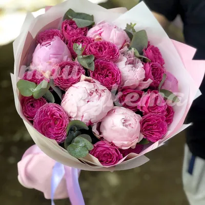 Пионы с пионовидными розами в букете за 17 190 руб. | Бесплатная доставка  цветов по Москве