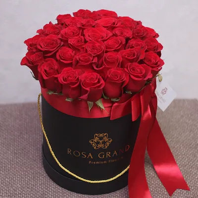 Розы в шляпной коробке #1 | Алая Роза