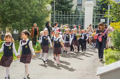 Букет учительнице в школу на 1 сентября, День учителя купить в  интернет-магазине Ярмарка Мастеров по цене 1800 ₽ – GKLG7BY | Мыло, Москва  - доставка по России