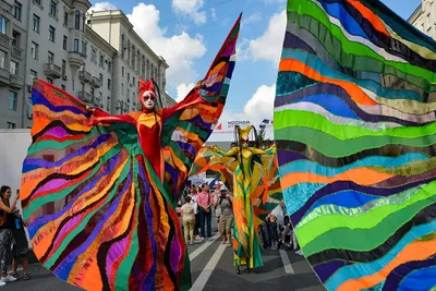 День города Москвы В эти выходные свой день отмечает город Москва! Москва –  это исторический, политический и духовный центр Российской Федерации