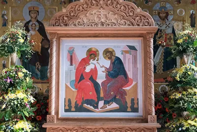 Сегодня празднуют Рождество Пресвятой Богородицы: традиции и приметы для  женщин и девушек | Українські Новини