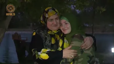 Рамзан Кадыров поздравил свою маму с днем рождения - Главные новости