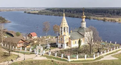 Церковь Божия в Царицыно - Дорогой наш пастор, Сергей Васильевич!  Поздравляем Вас с Днём Рождения! Ваш жизненный путь в Господе является  ярким свидетельством особого посвящения и верности Богу, служению Церкви и  людям.