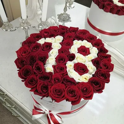 Розовые розы в коробке за 3 690 руб. | Бесплатная доставка цветов по Москве
