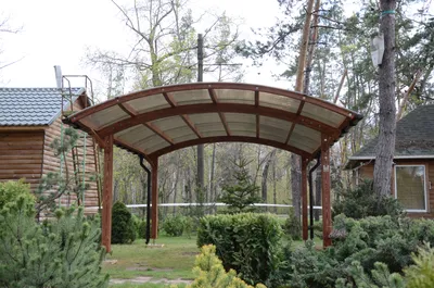 Фото идеи использования арок и пергол в ландшафтном дизайне сада