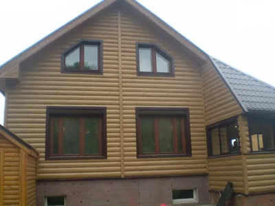 Отделка дома виниловым сайдингом Сайдинг HolzBlock (Хольцблок) под бревно  180 Светло-Желтый: фото, материалы и цены