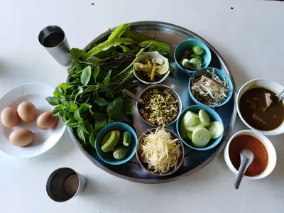 салат с разными видами овощей и зеленью, 10 салатов со своими названиями и  картинкой фон картинки и Фото для бесплатной загрузки