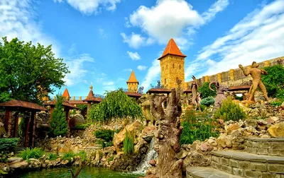 Подземный монастырь и водопады: ТОП неизвестных мест Ростовской области,  которые нужно посетить на майских - KP.RU