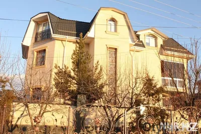 Стоят особняком. В Челябинске продают роскошные дома под 100 миллионов  рублей (есть хаммам)