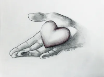 Сердце в руках рисунок карандашом - 68 фото