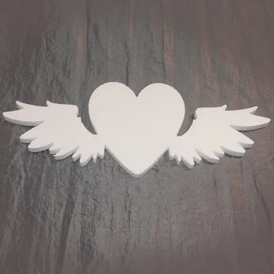 Раскраска сердце крыльями. Сердце с крыльями. Раскрашивать онлайн.