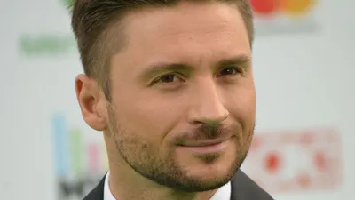 https://muz-tv.ru/stars/sergey_lazarev/