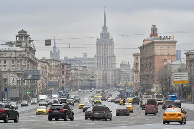 Как в России изменились правила проезда по перекресткам с круговым движением