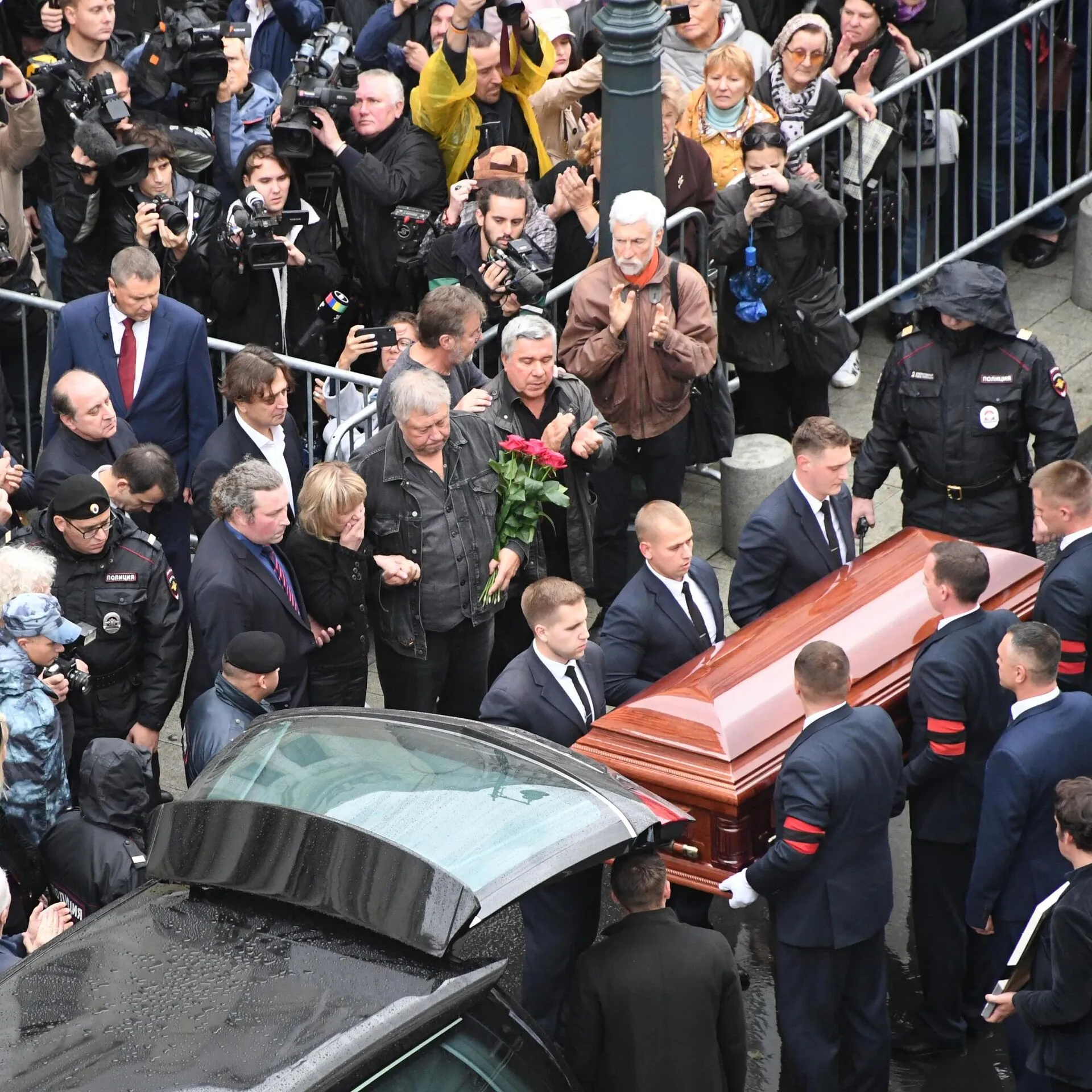Похороны Захарова марка на Новодевичьем кладбище. Прощание с Марком Захаровым. Где похоронили марка