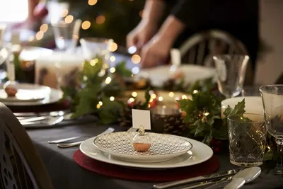 12 идей сервировки праздничного зимнего стола — читать на Gastronom.ru