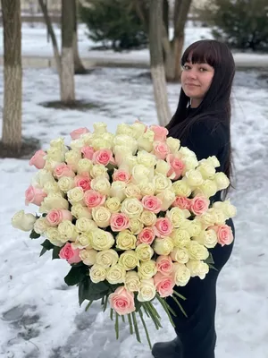 Шикарный огромный букет из Пионовидных роз Казань | Food bouquet, Flowers  bouquet, Flowers