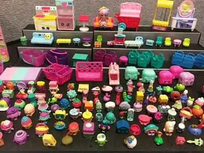 SHOPKINS ASSORTED LOT C OF 160 SHOPKINS, MINI DOLL, TREAT TRUCK, HAPPY  PLACES + | eBay