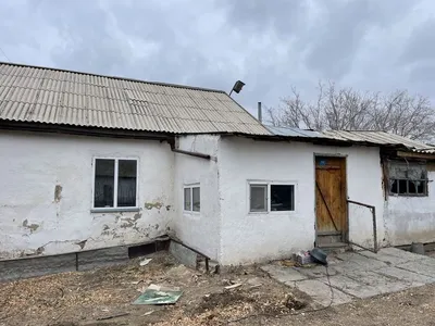 Продам дом на улице Первомайской 13 в городе Калачинске в районе  Калачинском Калачинское городское поселение 50.0 м² на участке 7.0 сот  этажей 2 2800000 руб база Олан ру объявление 101325655