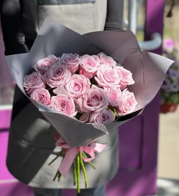 Купить сиреневые розы из Эквадора с доставкой по Екатеринбургу -  интернет-магазин «Funburg.ru»