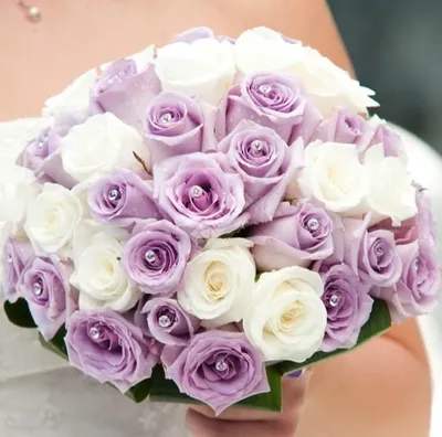 Сиреневые розы по ✓ выгодной цене 4750 рублей купить в Москве в  DeliveryRose | DeliveryRose