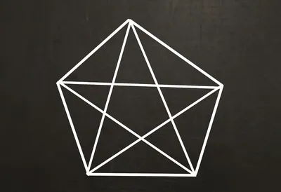 Разминка для мозгов! Сколько треугольников на картинке? 🧐 | Instagram