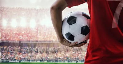 Российские деньги в латвийском футболе: ударят ли санкции по спорту / Статья