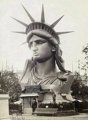 Статуя свободы от голубого неба в Нью-Йорке Стоковое Изображение -  изображение насчитывающей халат, культуры: 183943423