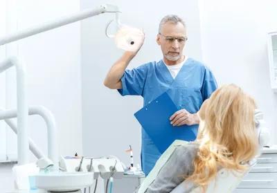 Как выбрать стоматолога или стоматологию в Москве правильно?