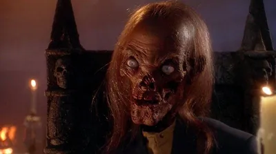 Страшный зомби с кровавой лицом, крупным планом Монстр хэллоуин Стоковое  Изображение - изображение насчитывающей анимизма, кровожадное: 200565599