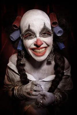 Фотографии страшных клоунов