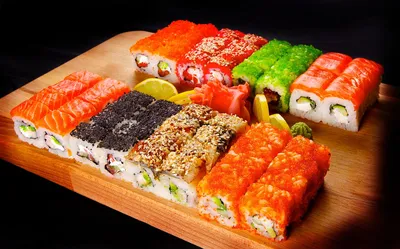 вкусные суши на подносе, суши, еда, вкусный фон картинки и Фото для  бесплатной загрузки