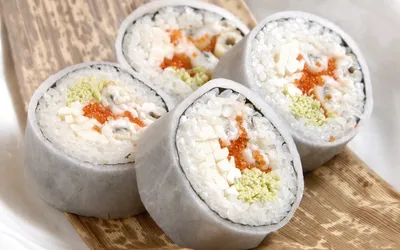 Роллы с сыром филадельфия и семгой рецепт – Японская кухня: Закуски. «Еда»