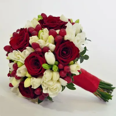 Картинки по запросу свадебные букеты | Букет красной розы, Красный свадебный  букет, Свадебные цветочные композиции