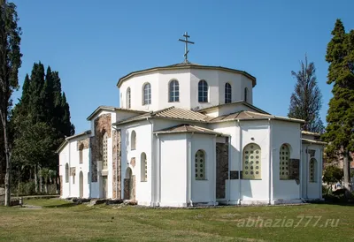 Святые места в Абхазии. Илорский храм, Дранда, Агудзера. Экскурсия